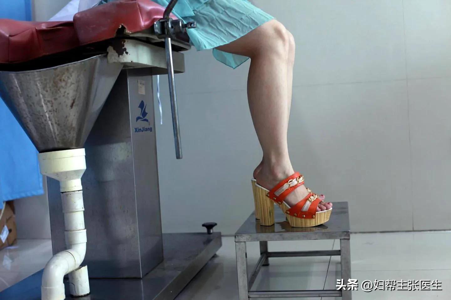 女子上环后突发剧烈腹痛，医生：需要急诊清宫。