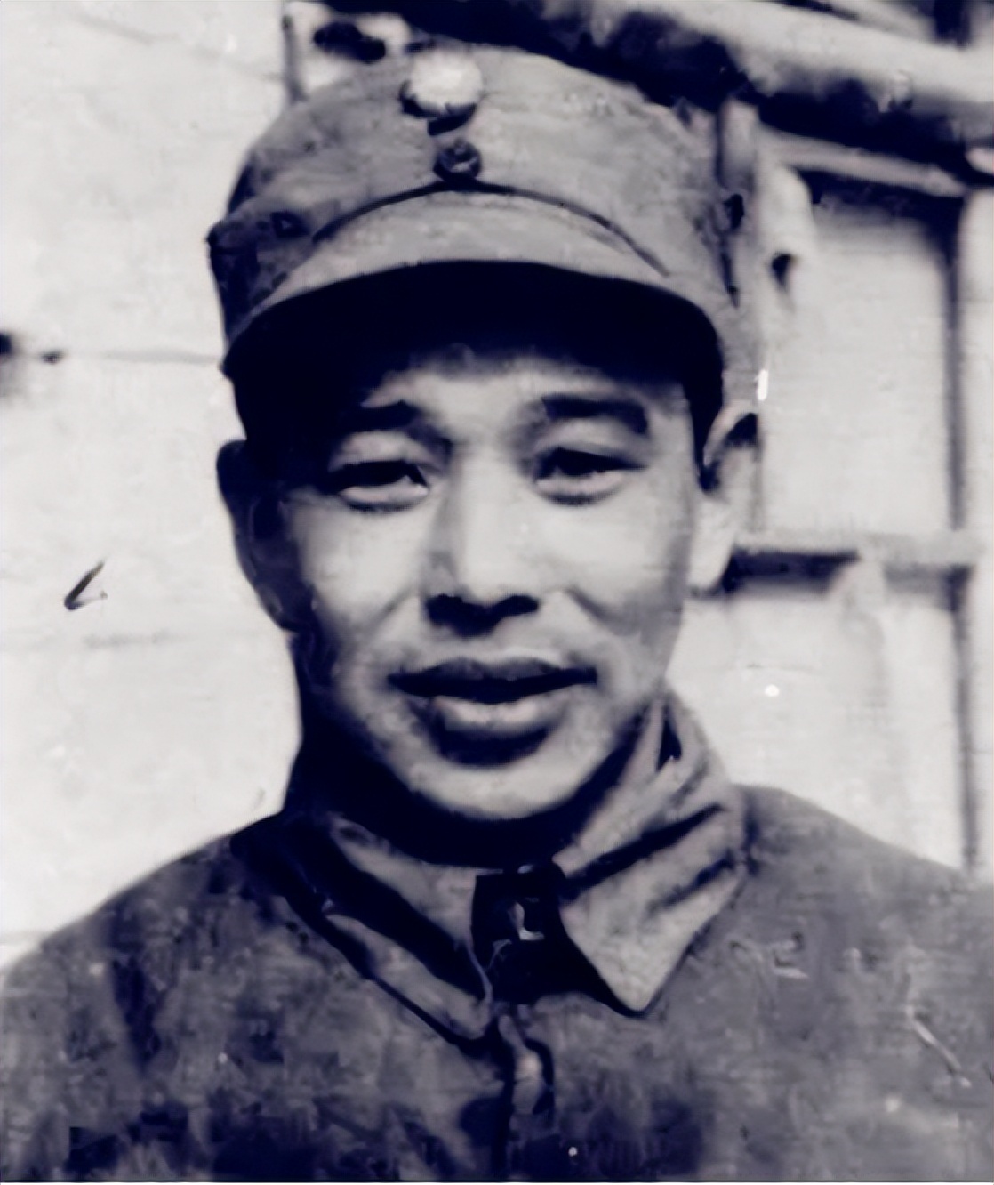 94年廖汉生到周恩来纪念馆参观，结束时被问：您是贺龙的外甥吗？