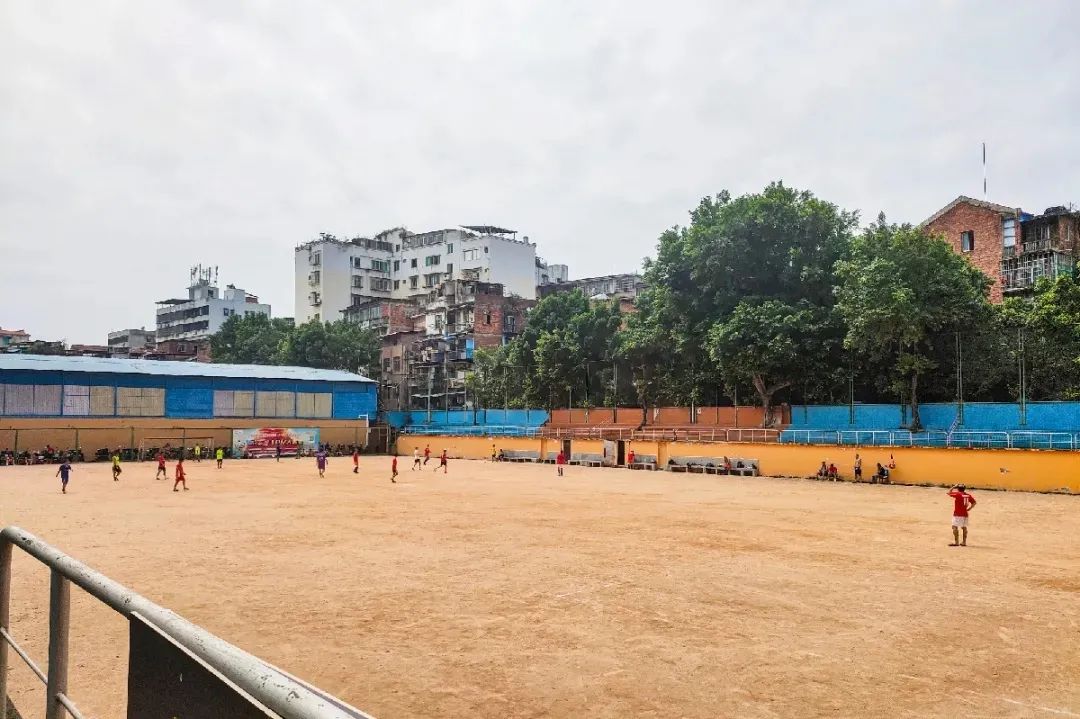 梧州免费体育场,梧州恒大体育场