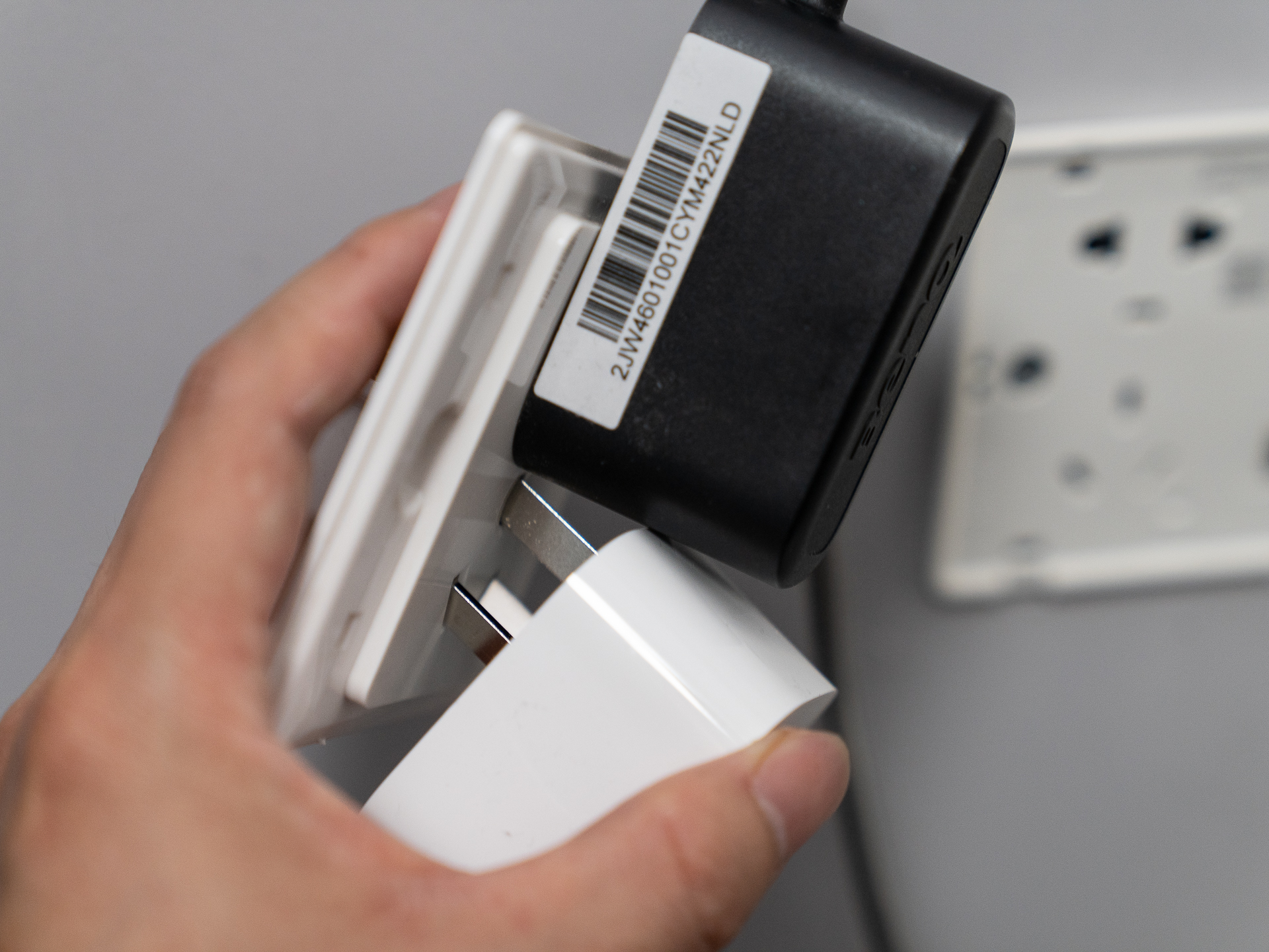 西门子睿宸系列插座测评,西门子睿宸插座辨别真假