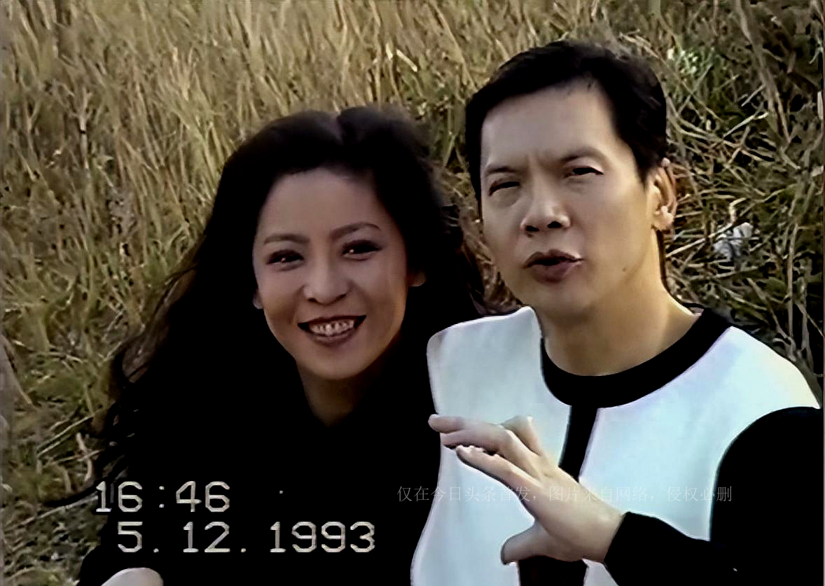 鹰钩鼻，笑露牙龈看看向太陈岚年轻时的样子，为啥宠爱郭碧婷