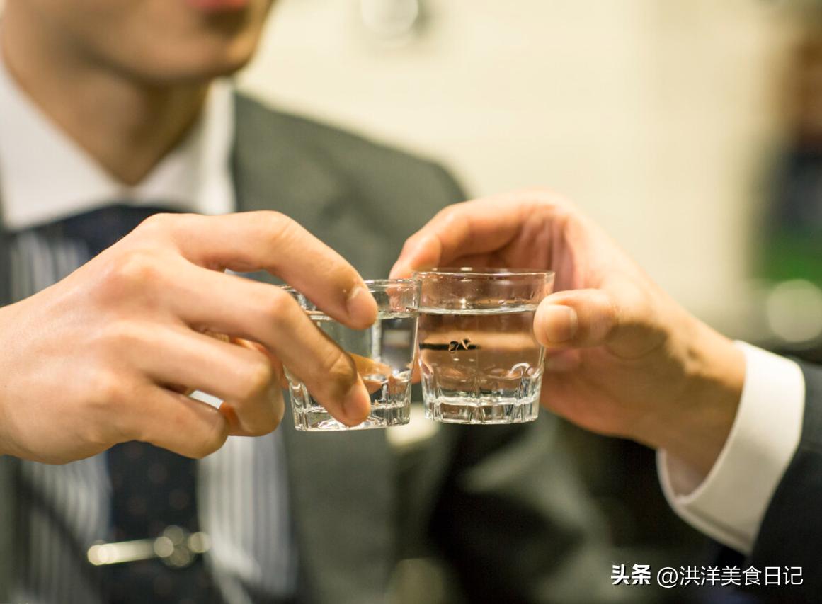 喝完酒为什么觉得口干是病吗,喝完酒为什么容易感慨