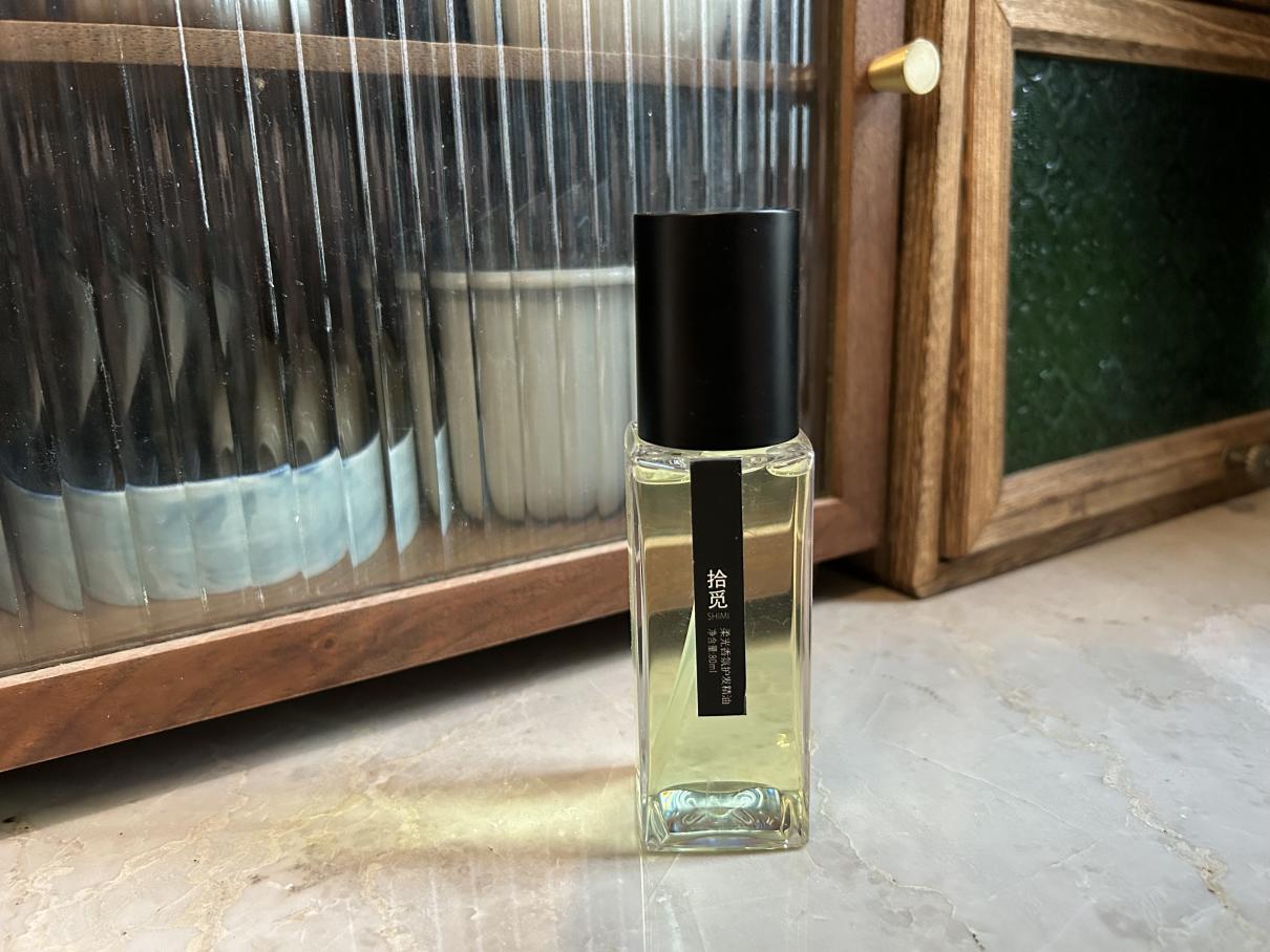 头发毛躁干枯用什么精油平价,头发毛躁真正好用护发精油