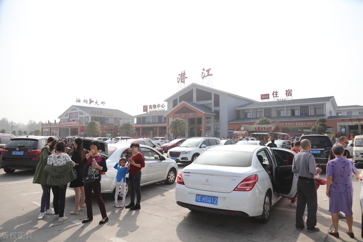 遇到高速碰瓷的怎么处理,警惕碰瓷新花样主动打110报警