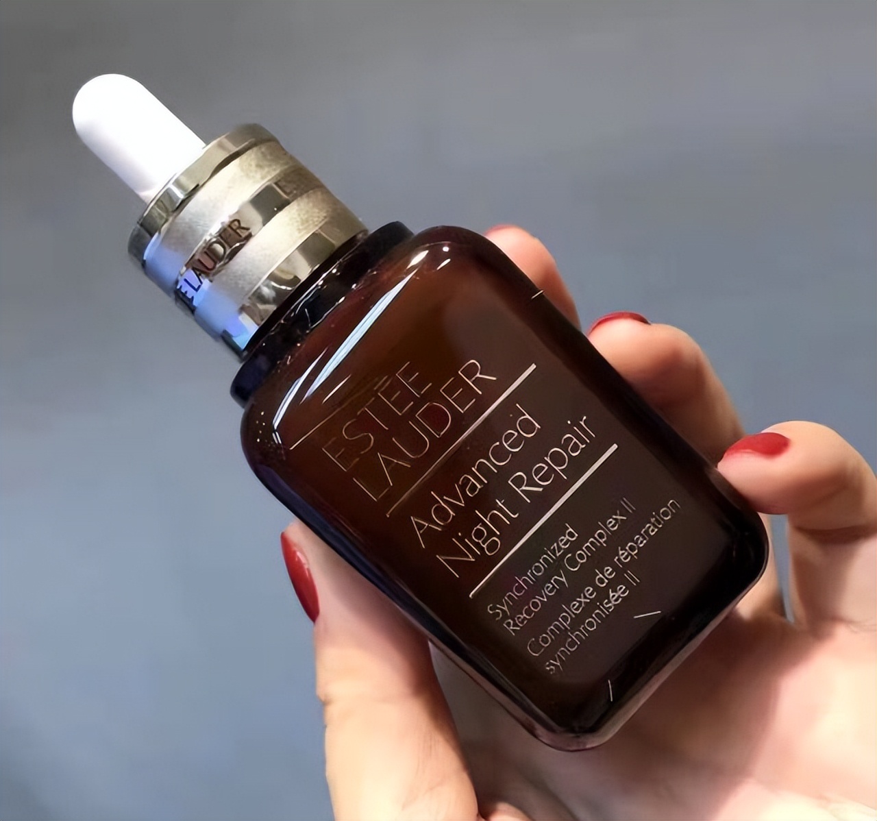 美白精华液补水保湿祛斑提亮,美白精华液推荐美白效果快