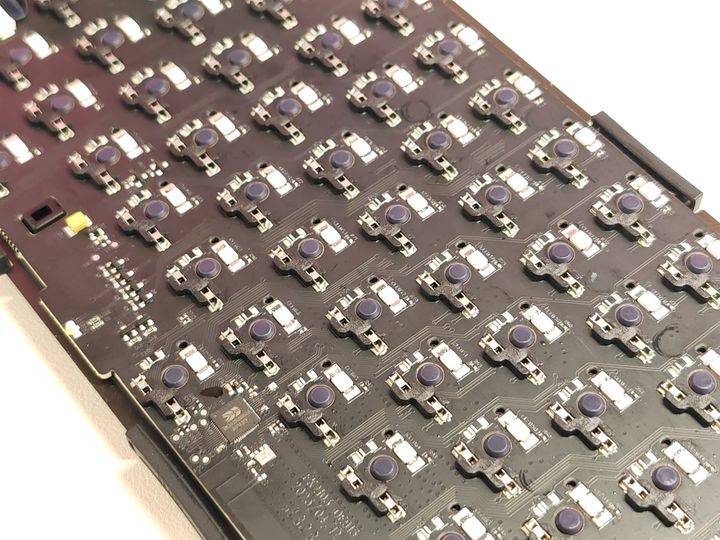 矮轴机械键盘容易误触吗,矮轴机械键盘轻吗