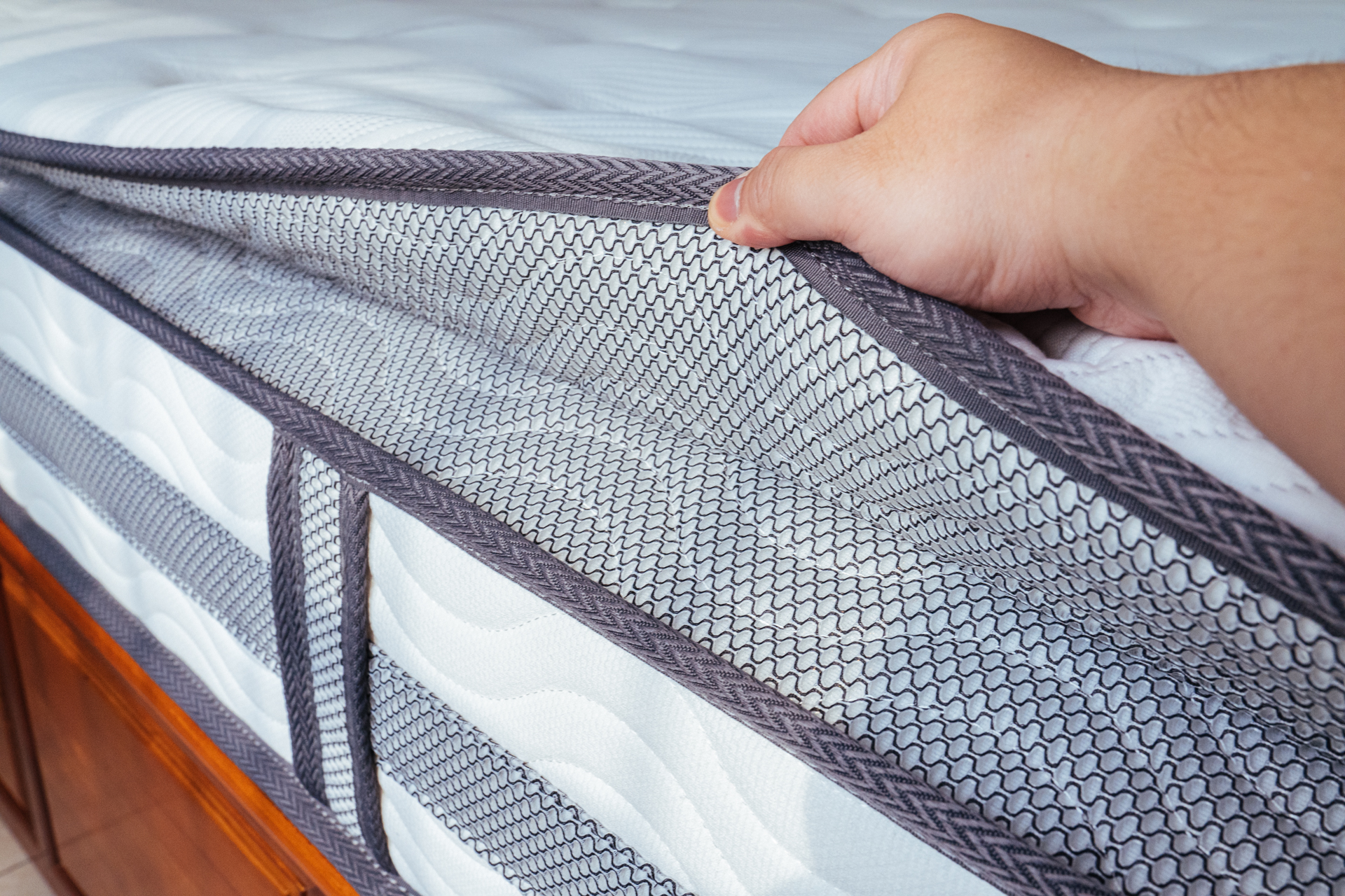 挑了一年的畅销床垫,我最后到底买了啥?竟被邻居猛夸没买错