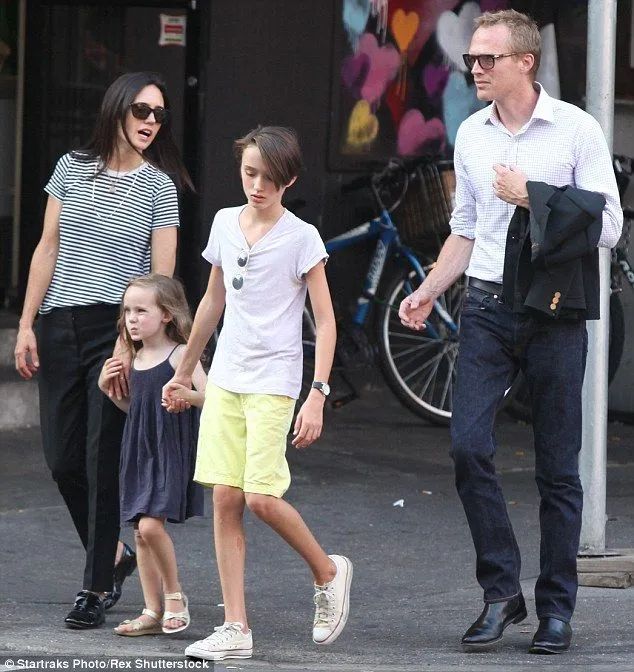 她12岁凭神颜惊艳好莱坞！考上耶鲁后转去斯坦福，网友：有颜有才