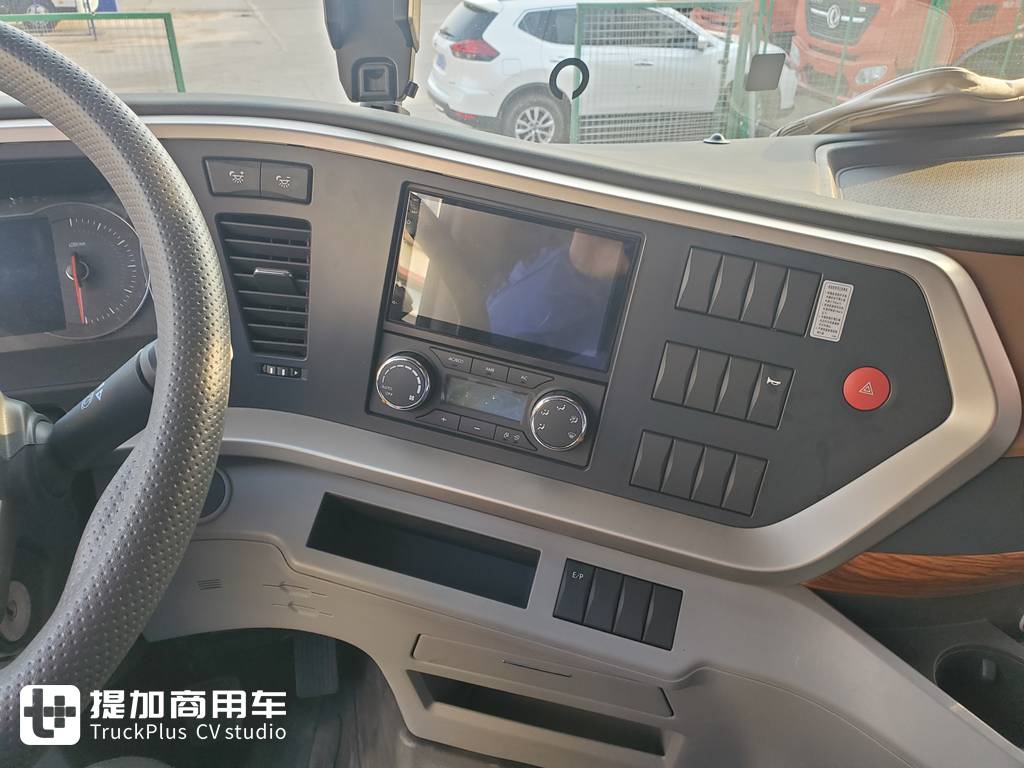 东风天龙前四后四什么车型最好,东风天龙旗舰前四后八自卸车