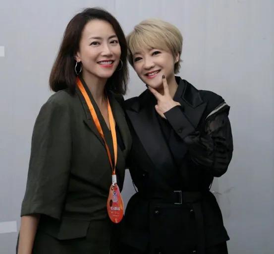 从宝丽金到英皇，公主在“流浪”，港乐在迷茫