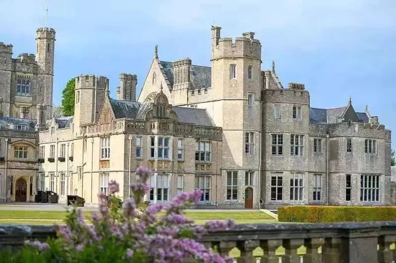 学费和成本较低的英国大学,英国十大顶级私校学费