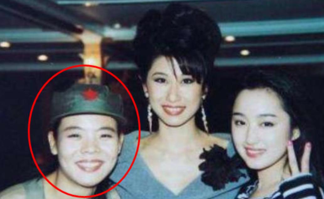 23年前除夕夜,歌手谢津从23楼一跃而下,留下母亲和韦唯的眼泪