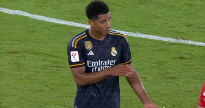 真大宝“贝”在哪个队哪个位置都能发光就是挖空了多特这座矿