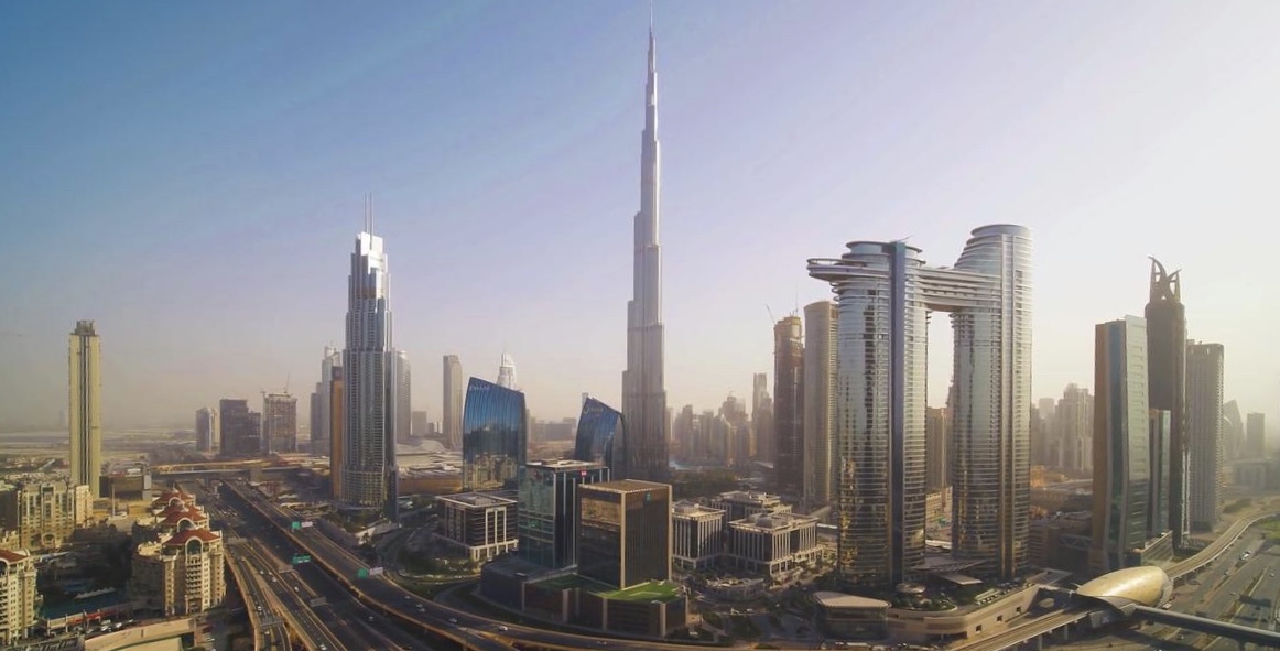 小孩过家家？阿联酋再遭警告，禁止与中俄走太近，会影响与美关系