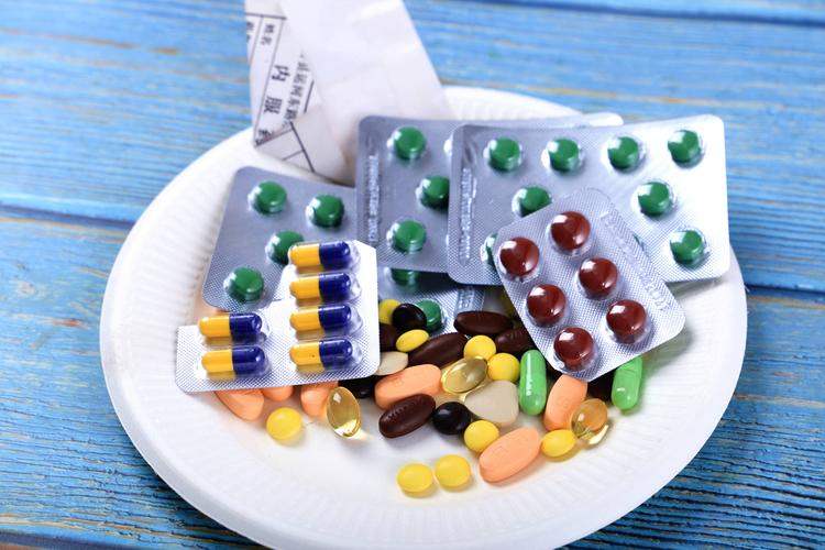 强直性脊柱炎治疗方法和中药,强直性脊柱炎的治疗方法中医