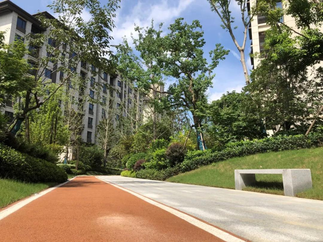 绿城为什么有诚园和锦园,诚园在绿城什么档次