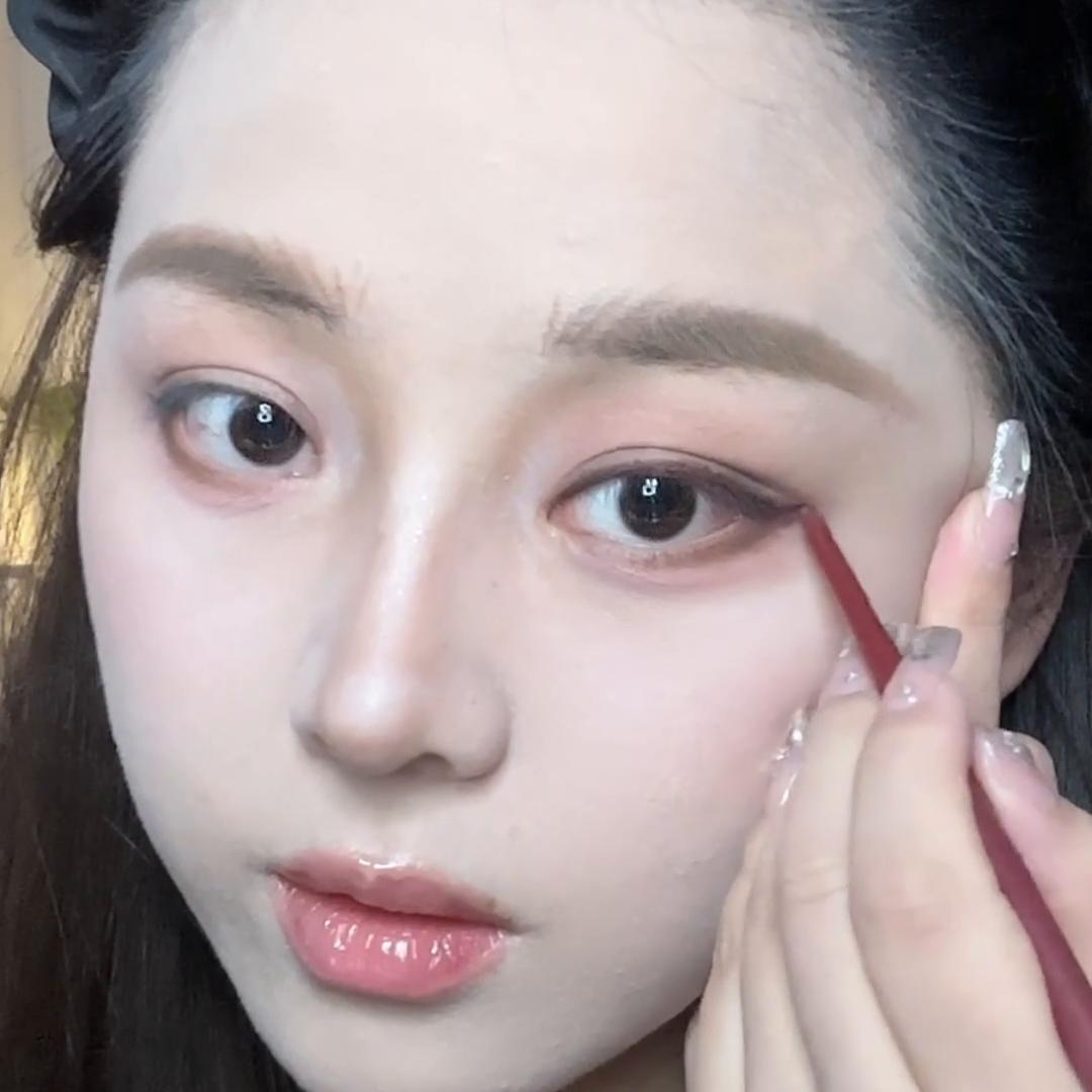 网感简单妆,网感妆容教程