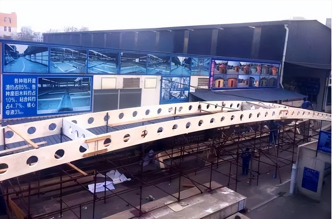 稻草秸秆变身新型建材,秸秆环保新型建材