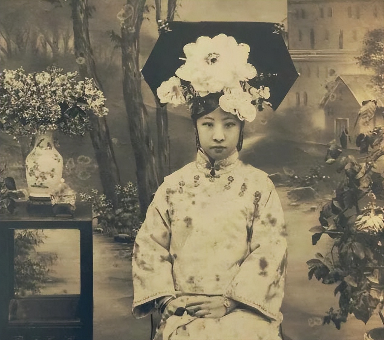 清朝末代格格们的命运,清朝灭亡后格格们都嫁给了哪些人