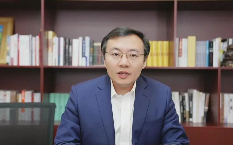 几倍月薪买iphone,买iphone要花多久工资