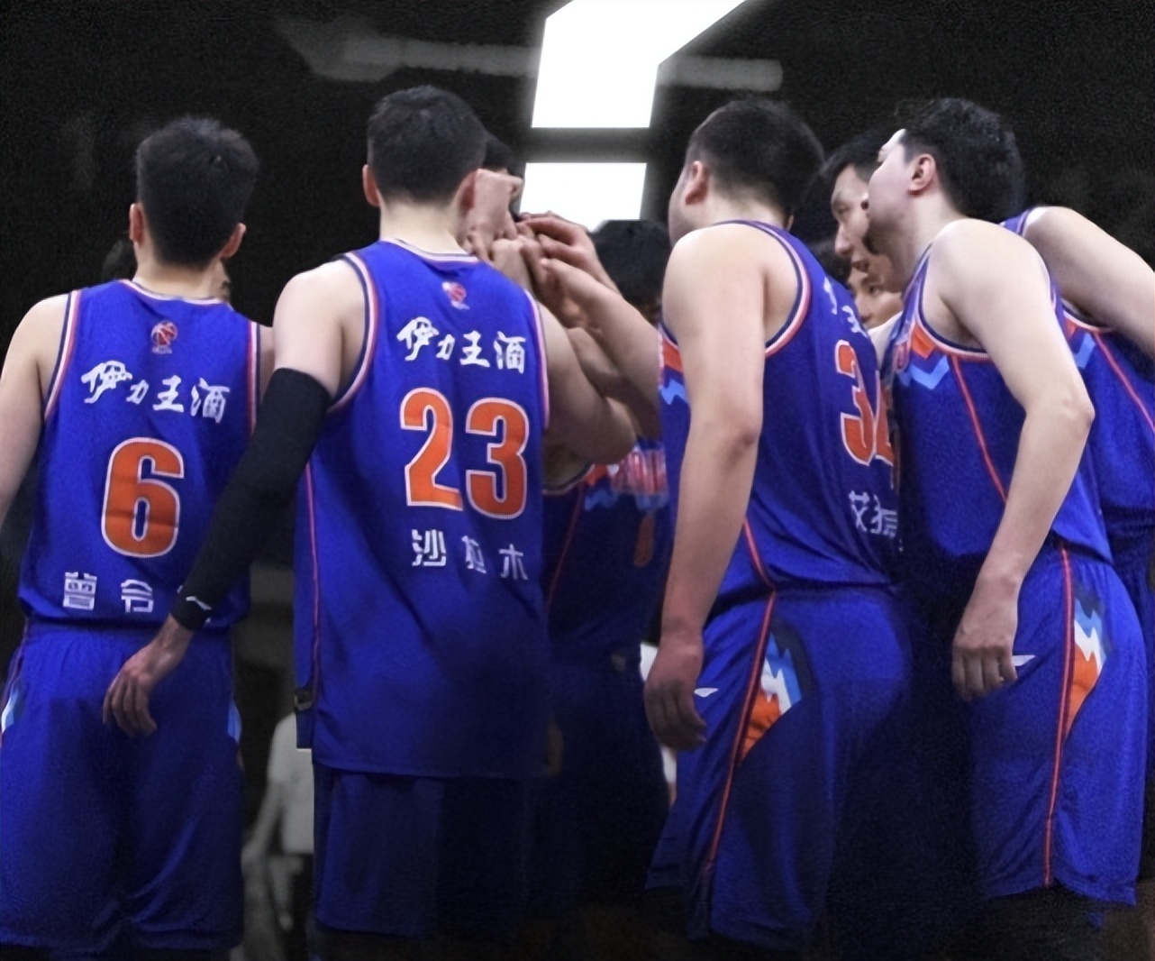 新疆男篮罢赛原因,篮协对新疆队的通告