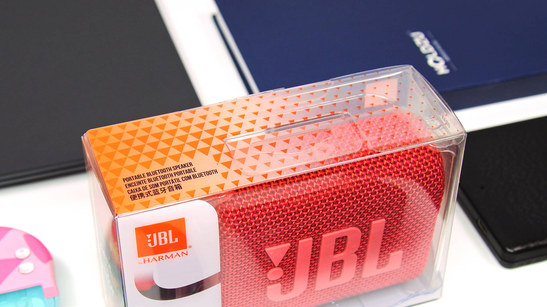 支持ip67的防水级别,支持ip68防水续航时间长