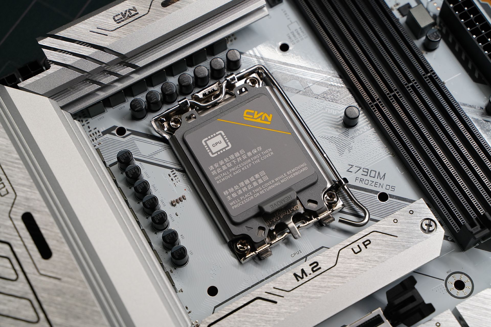 z790主板七彩虹搭什么cpu,七彩虹z790冰霜巡洋舰搭配什么cpu