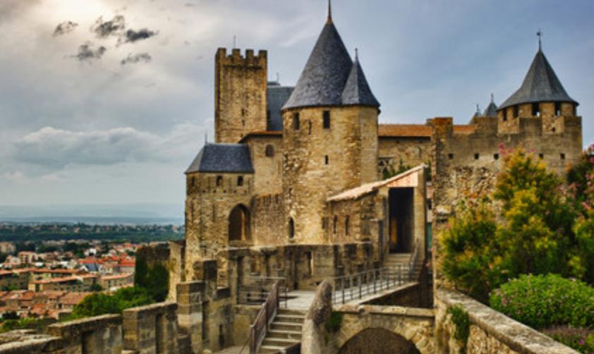 中世纪城堡有多少守军,中世纪城堡防御力排名