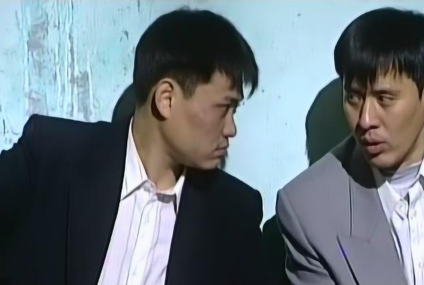 神秘华侨要在家乡投资30亿，一查：支票系伪造，他是本地失业教师