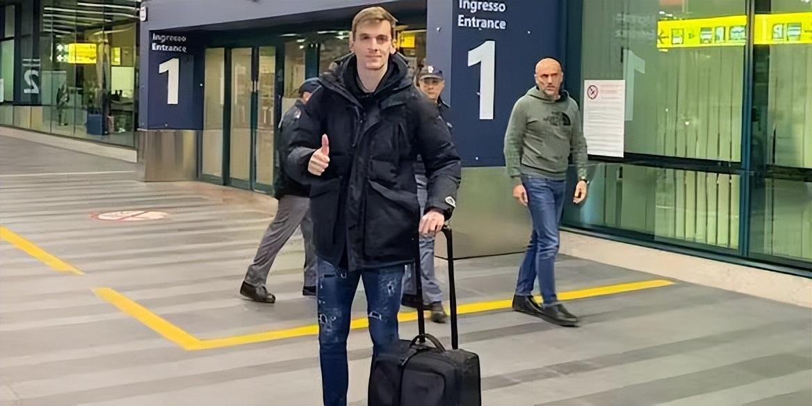 穆里尼奥：这位西班牙中后卫我很喜欢，平托：不，你不喜欢