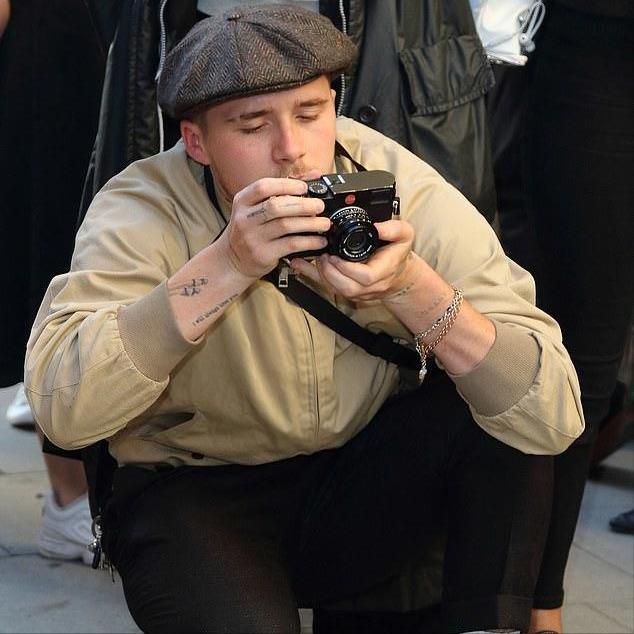 贝克汉姆儿子啃老吗,贝克汉姆和三个帅气儿子