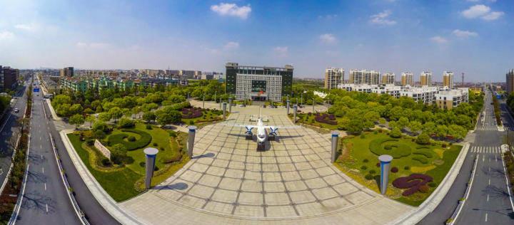 迷人如画，靖江的枫叶盛宴