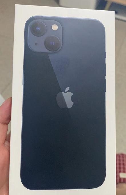 学生党们入手iphone13值得吗 (能不能第一时间入手苹果13)