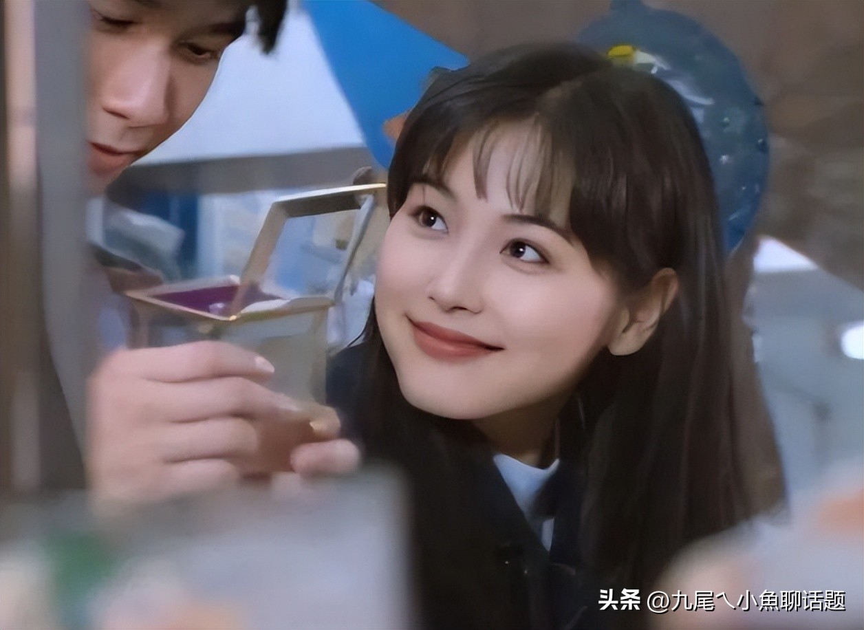 女星张延,张延梅婷谁漂亮