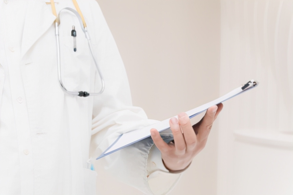 肠胃镜检查前两天饮食注意事项,胃镜检查后摘取息肉后注意事项