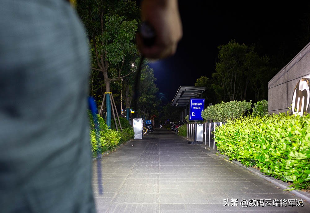 户外照明强光手电推荐,50000流明强光手电筒推荐