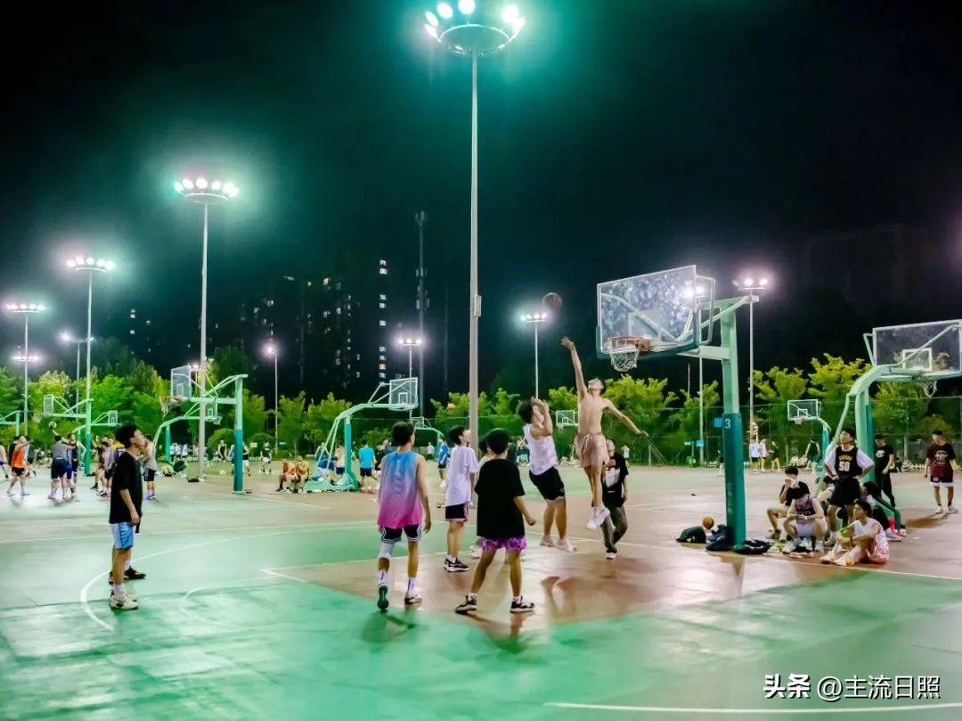 日照体育人物雕塑,日照体育特长