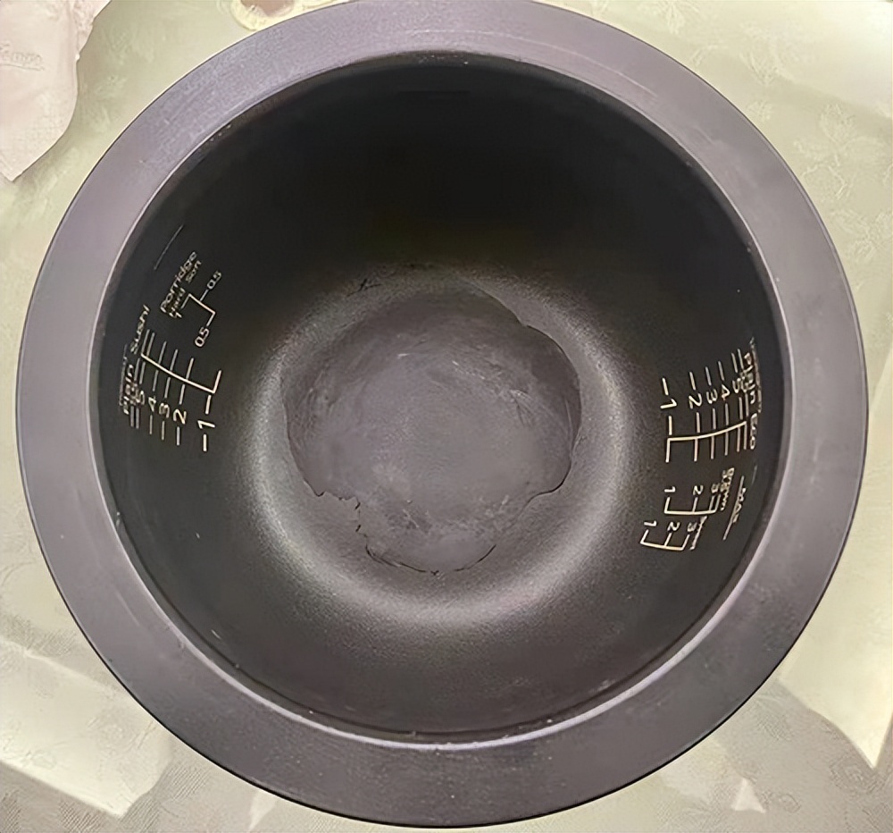 锅涂层掉了可以继续用吗,锅涂层掉了可以把涂层刮掉吗