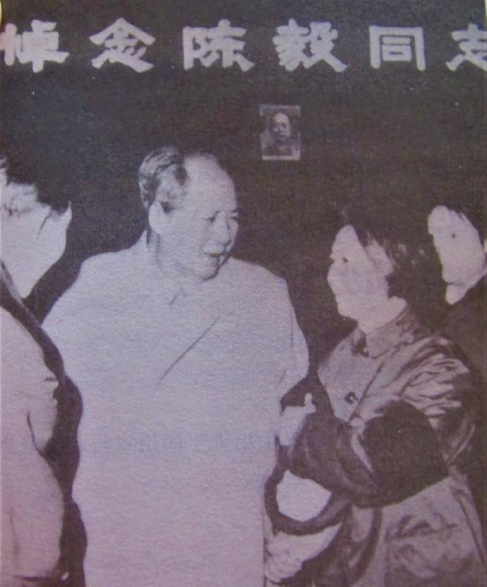 【晚清*楼青**旧影观】媚态百出，丰乳肥臀，尽显女子风情！