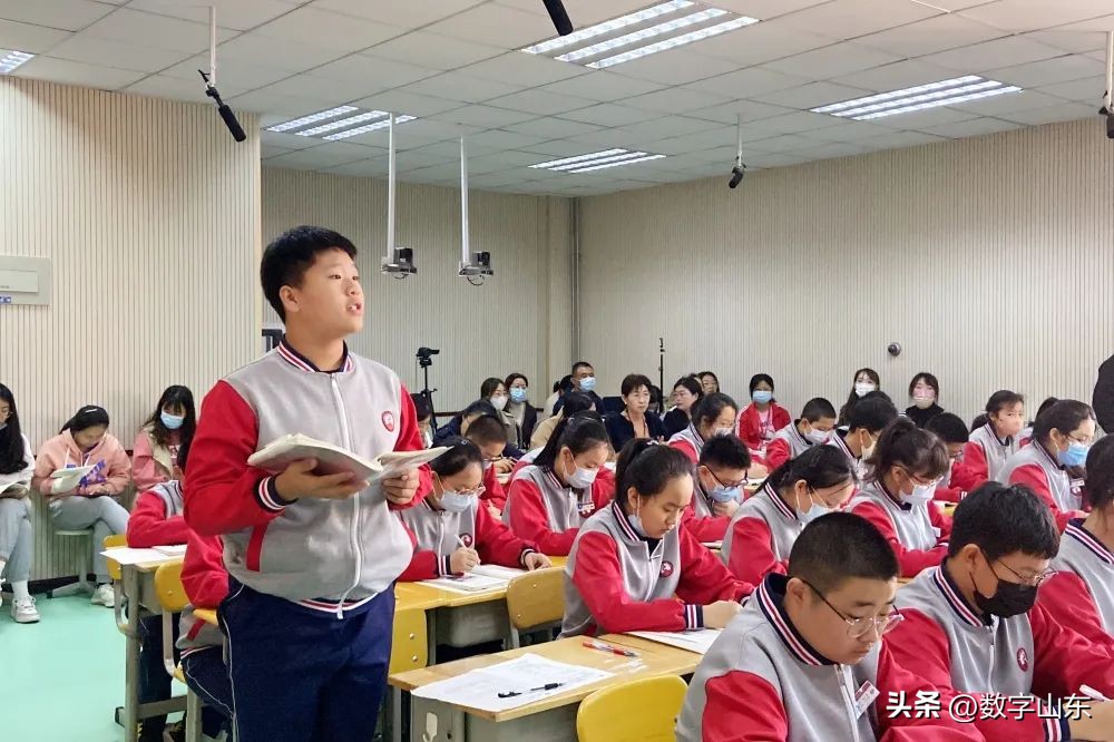 青岛君峰路中学,青岛李沧区君峰路中学