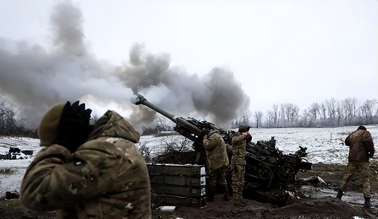 俄乌冲突已波及到中国，俄罗斯狂轰滥炸，45亿美元该找谁去报销？
