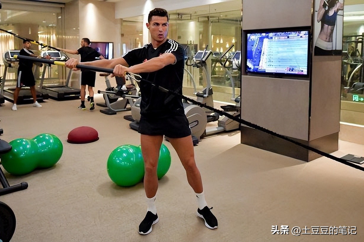 c罗没有世界杯就不能成球王吗,c罗没有足球天赋