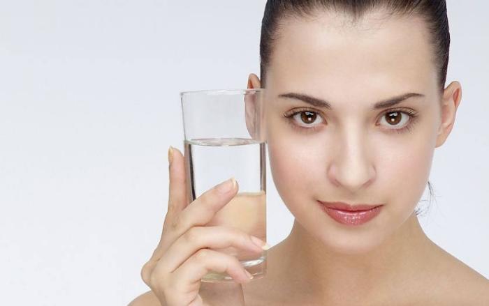 长期喝酒不怎么排尿,喝酒不排尿和排尿哪个好