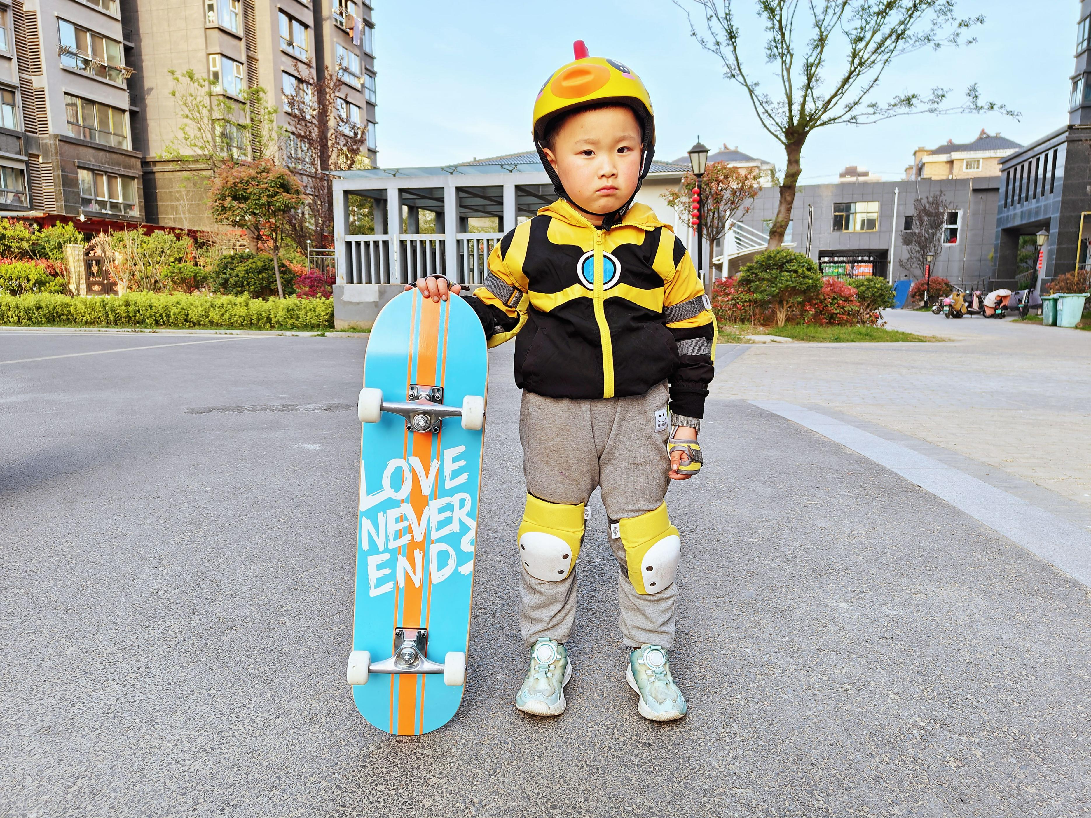 700元买滑板,电动滑板推荐700元