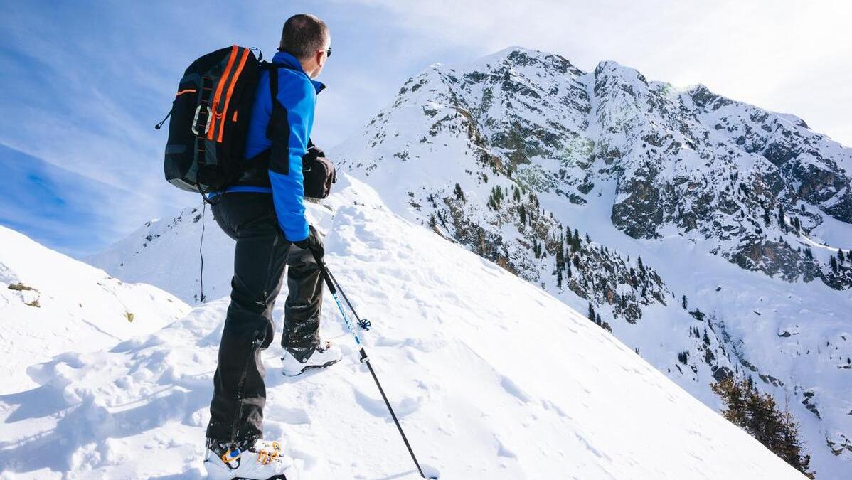 订单暴涨700%！美国都跟着受益，背后透露3大行业发展强劲有前景