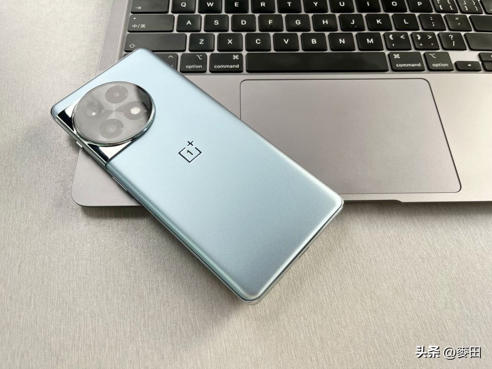 618值得买的高性价比的千元手机,618手机推荐性价比高2000内一加