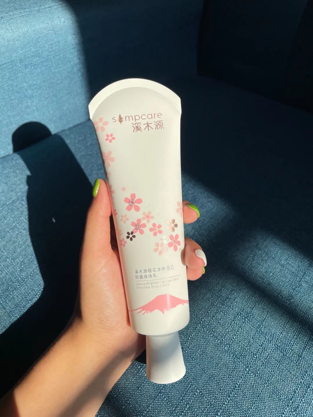 暑假一个月黄黑皮如何美白,天生黑皮的美白项目