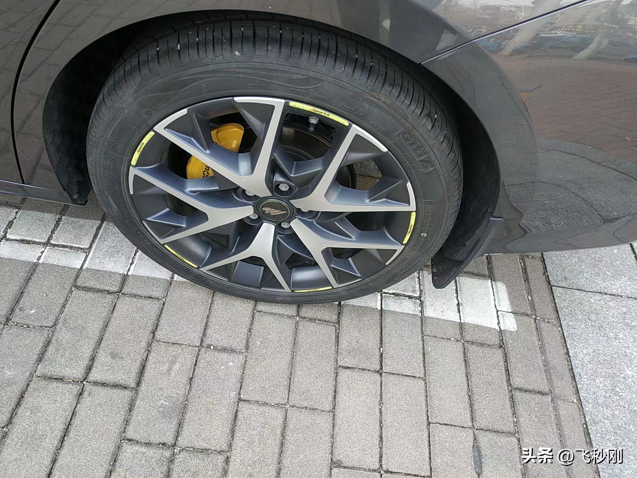 沉浸式体验广汽传祺新款影豹,日产轩逸2021款与广汽传祺影豹