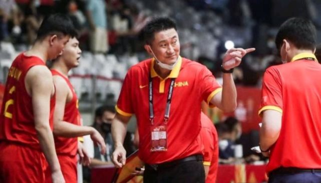 广东男篮杜锋面临巨大挑战,广东男篮杜锋最新调整