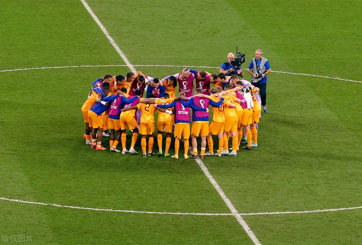 荷兰16强当中对阵哪支球队,世界杯16强荷兰